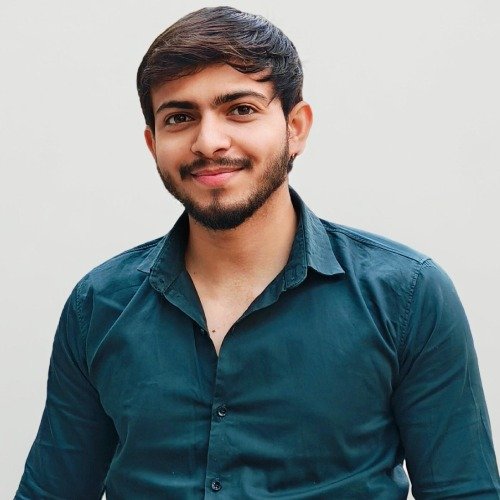 Website Designer Executive working with advertising experts in Delhi to create impactful and user-friendly digital experiences